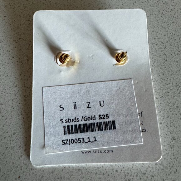 SIIZU Gold S Stud Earrings - Picture 3 of 3